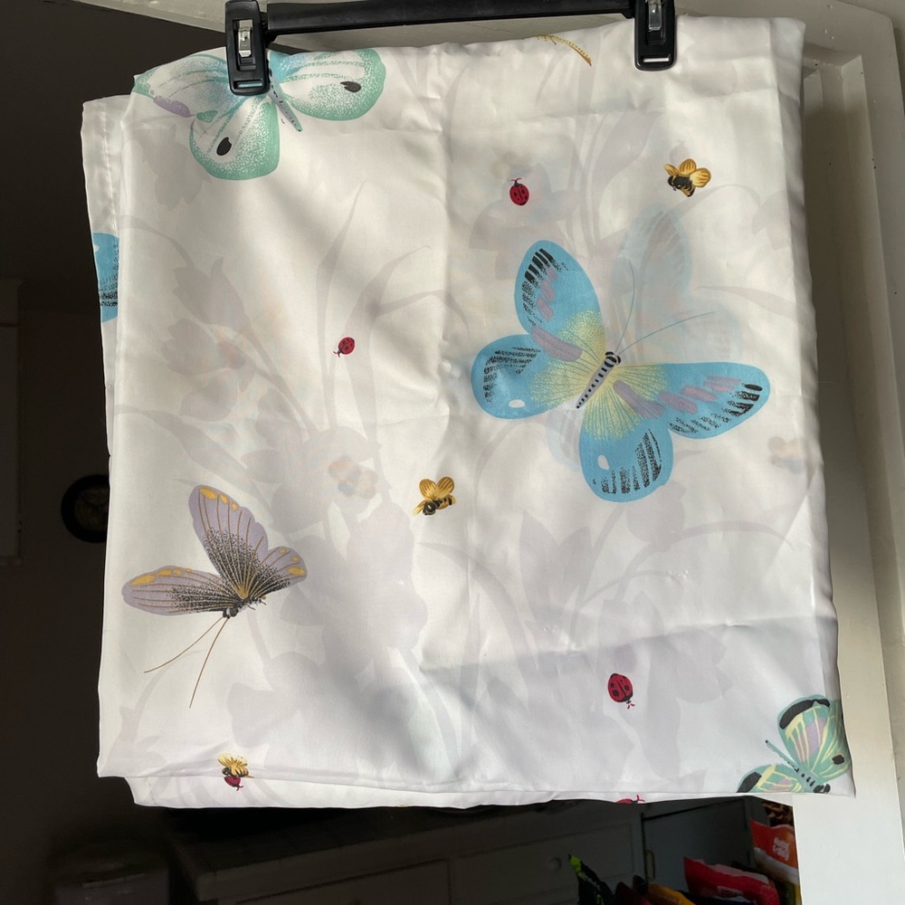 Butterfly Cloth Shower Curtain🦋